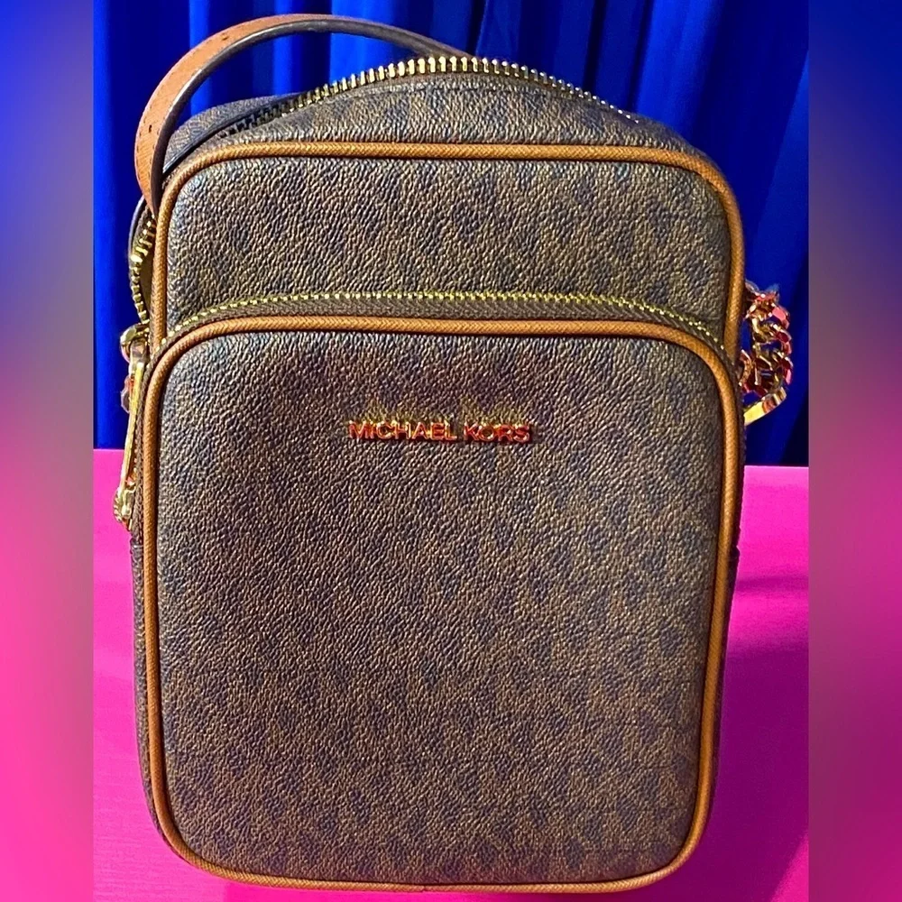 MICHAEL KORS Jet Set Travel Signature PVC Medium Logo Chain Crossbody Bag, EUC